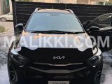 KIA Stonic Ex+ modal 2022 automatic Ghazi Road, Lahore